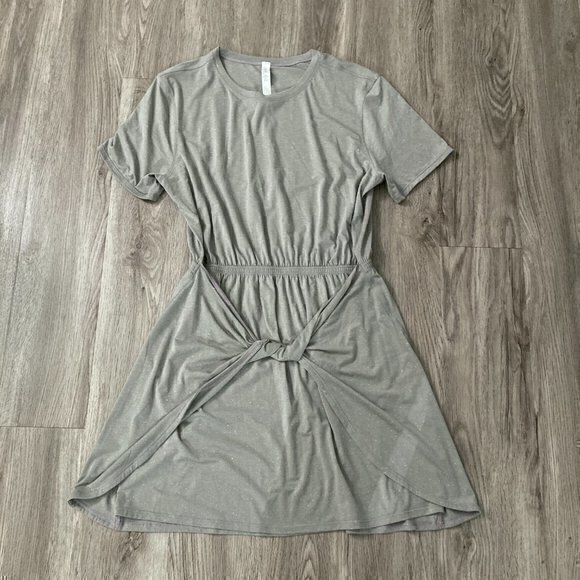 Lululemon Unwind Your Mind Dress in Dark Chrome Size 10 NWOT - Picture 1 of 9